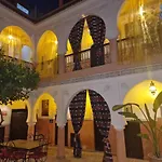 Riad Davina