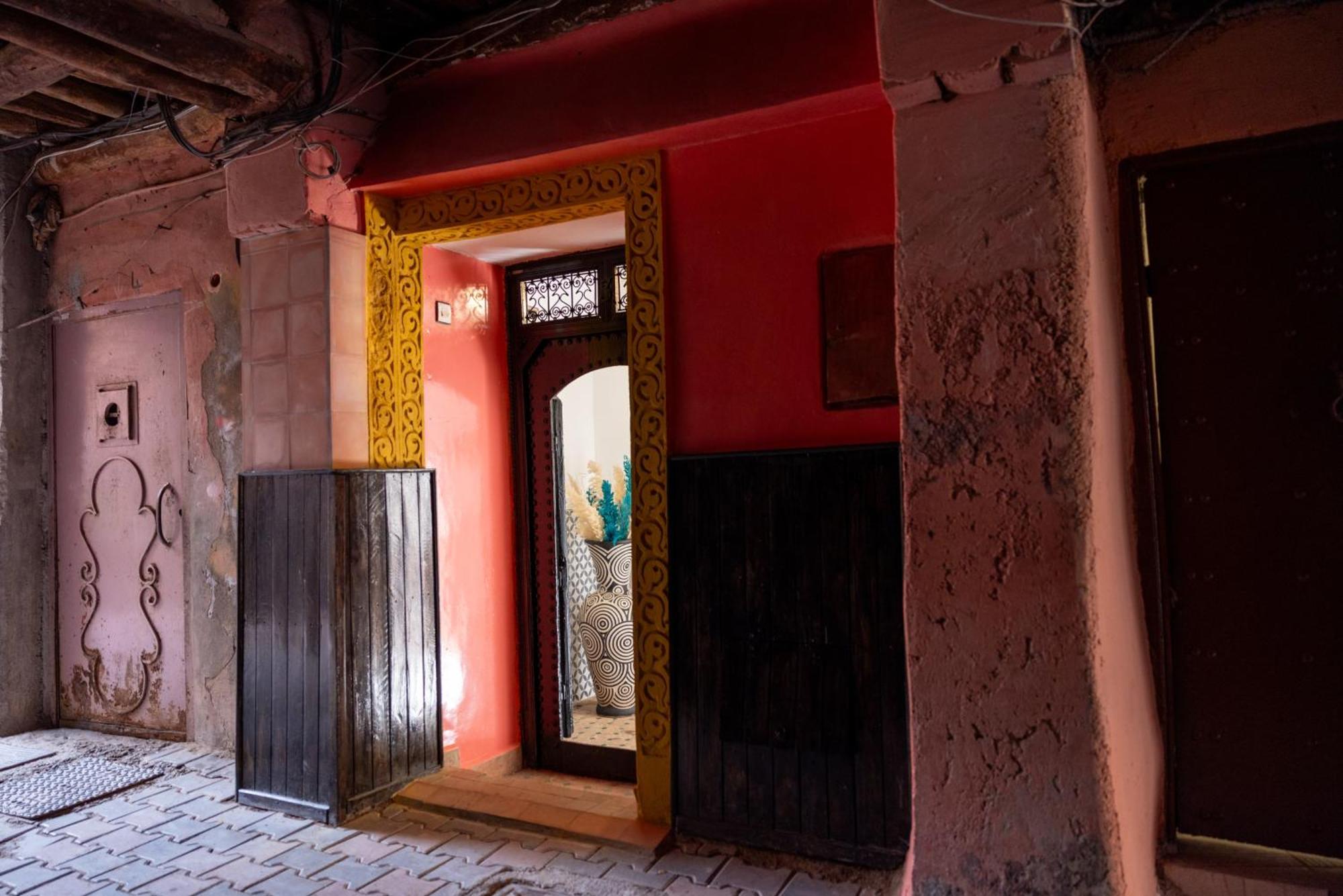 Riad Davina